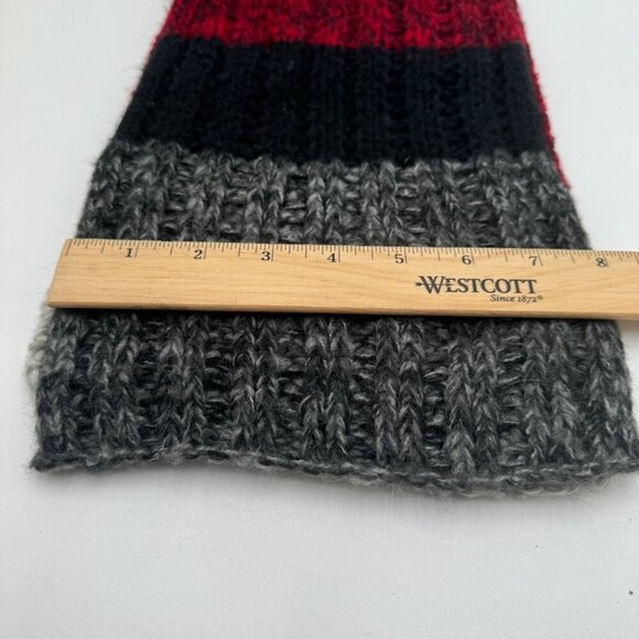 Woman’s scarf acrylic soft warm cozy red black white gray scarf - Picture 6 of 6